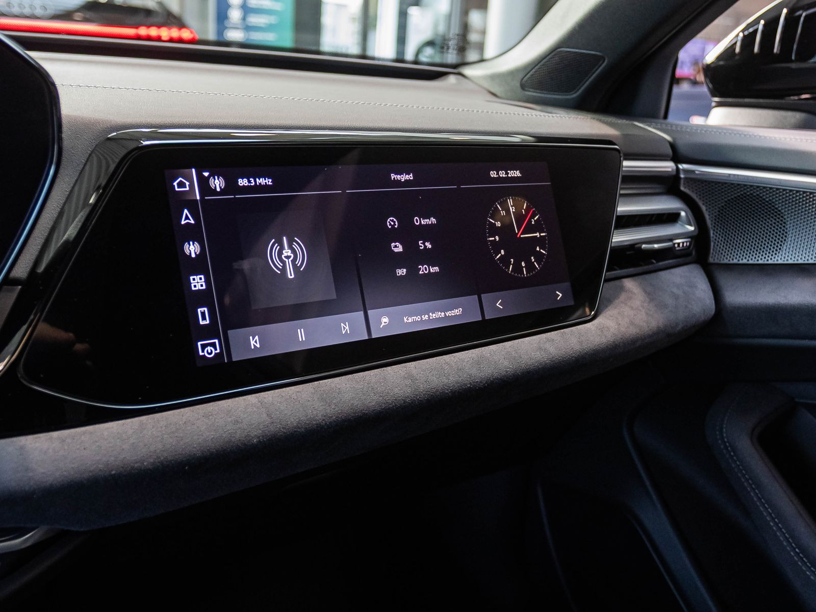 Audi A6 Avant e-hybrid 270kW  Tech-Pro Luftfahrwerk AHK Panorama MMI-Pro