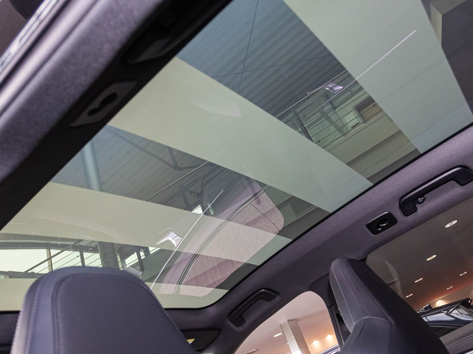 Audi A6 Avant e-hybrid 270kW  Tech-Pro Luftfahrwerk AHK Panorama MMI-Pro