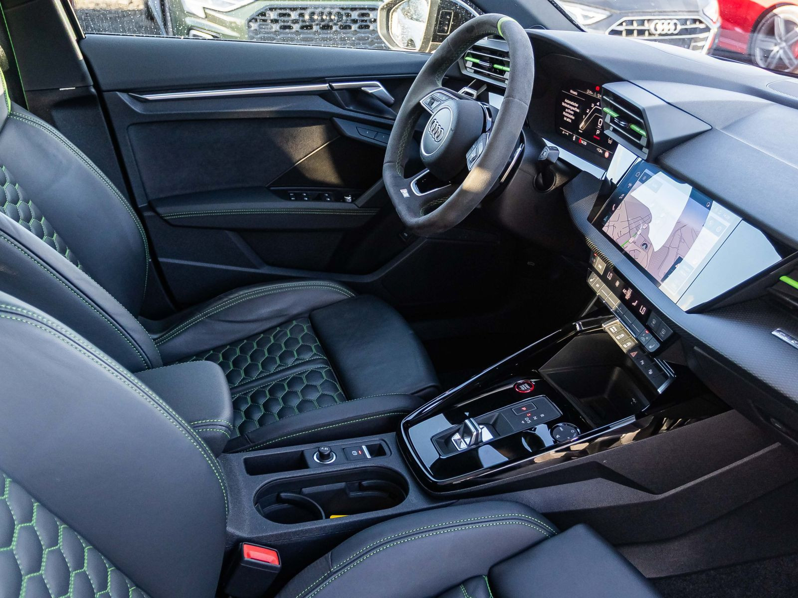 Audi RS 3 Limousine Stronic Navi LED HuD Panorama ACC