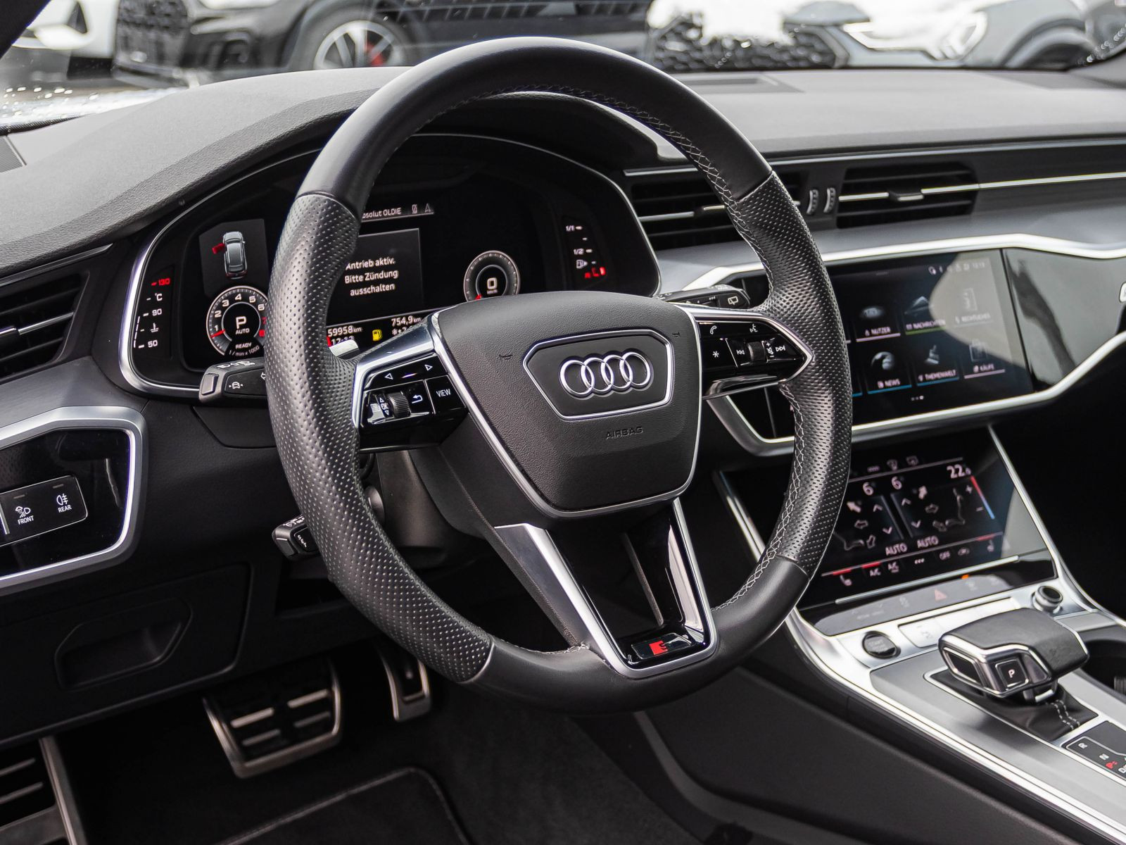 Audi A6 Avant S line 55TFSI qu Navi LED HuD Panorama ACC
