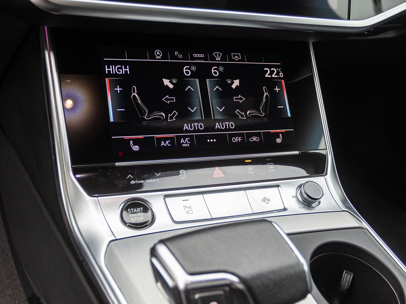 Audi A6 Avant S line 55TFSI qu Navi LED HuD Panorama ACC