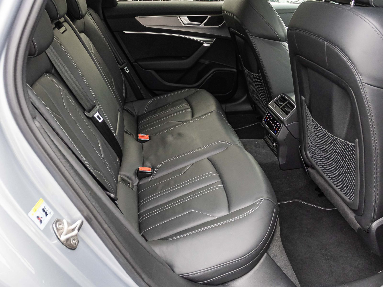 Audi A6 Avant S line 55TFSI qu Navi LED HuD Panorama ACC