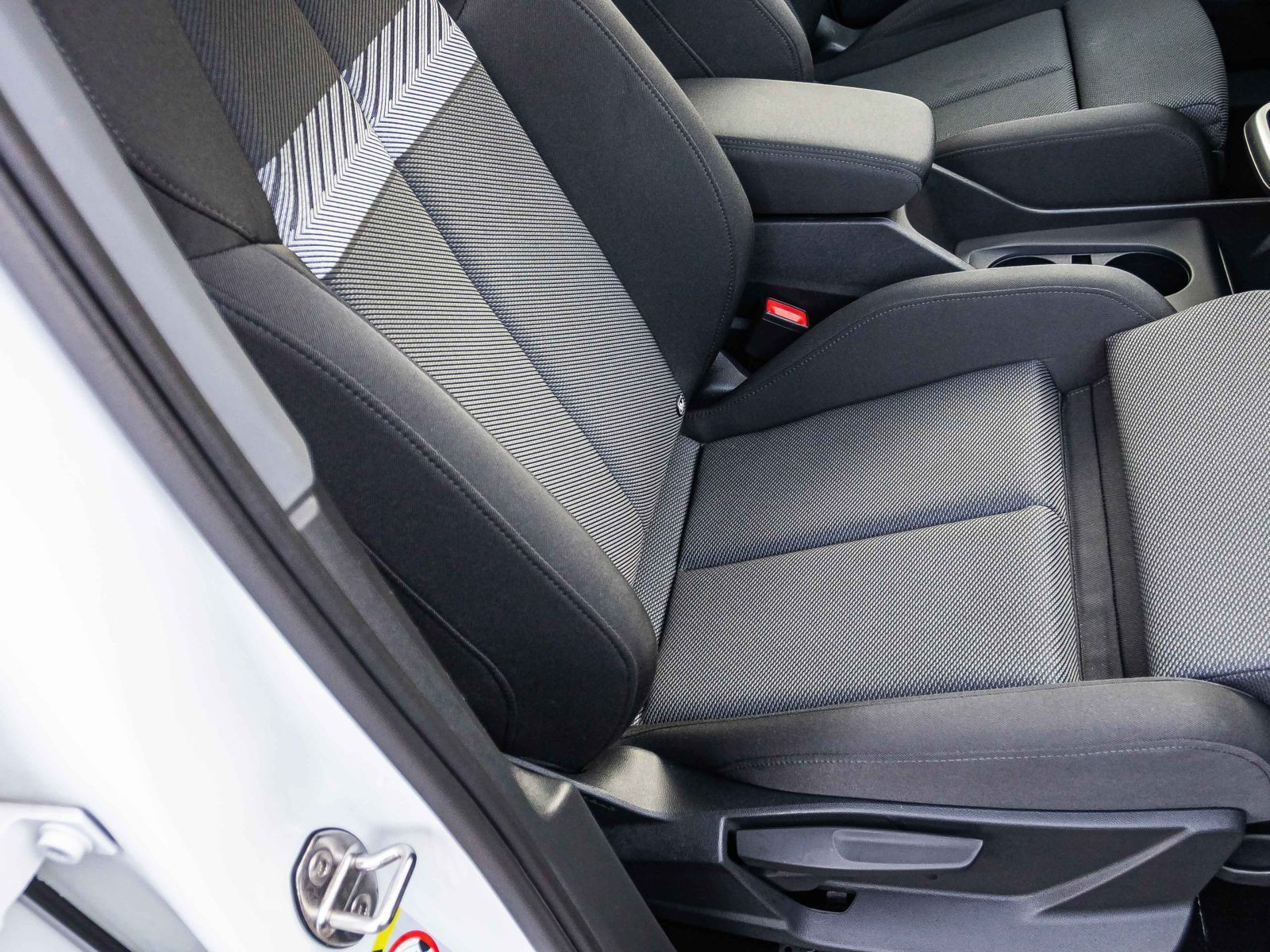 Audi Q4 e-tron 40 LED Panorama Standklima EPH DAB