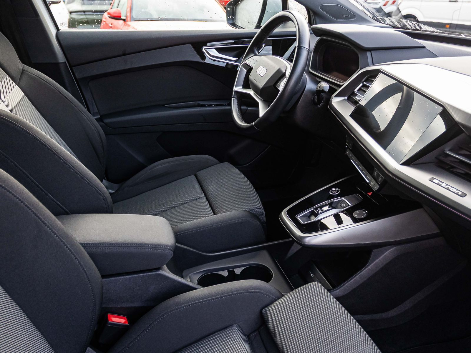 Audi Q4 e-tron 40 LED Panorama Standklima EPH DAB