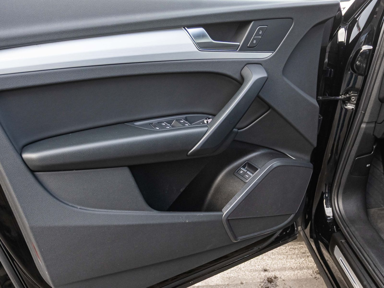 Audi Q5 S line 50TFSI e qu Stronic Navi LED GRA AHK