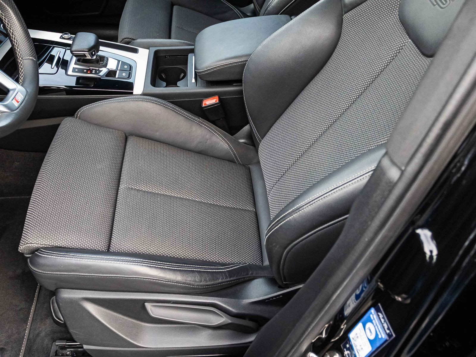 Audi Q5 S line 50TFSI e qu Stronic Navi LED GRA AHK