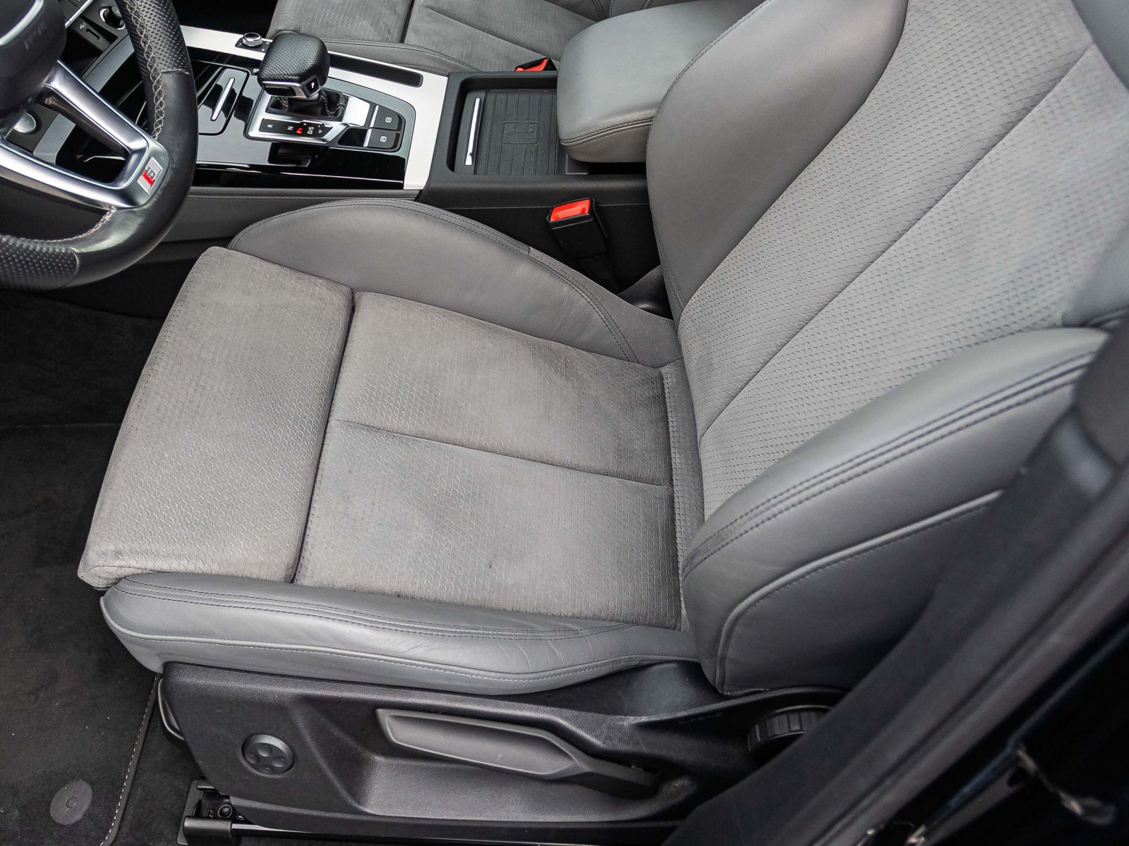 Audi Q5 S line 40TDI qu Stronic Navi LED Panorama ACC