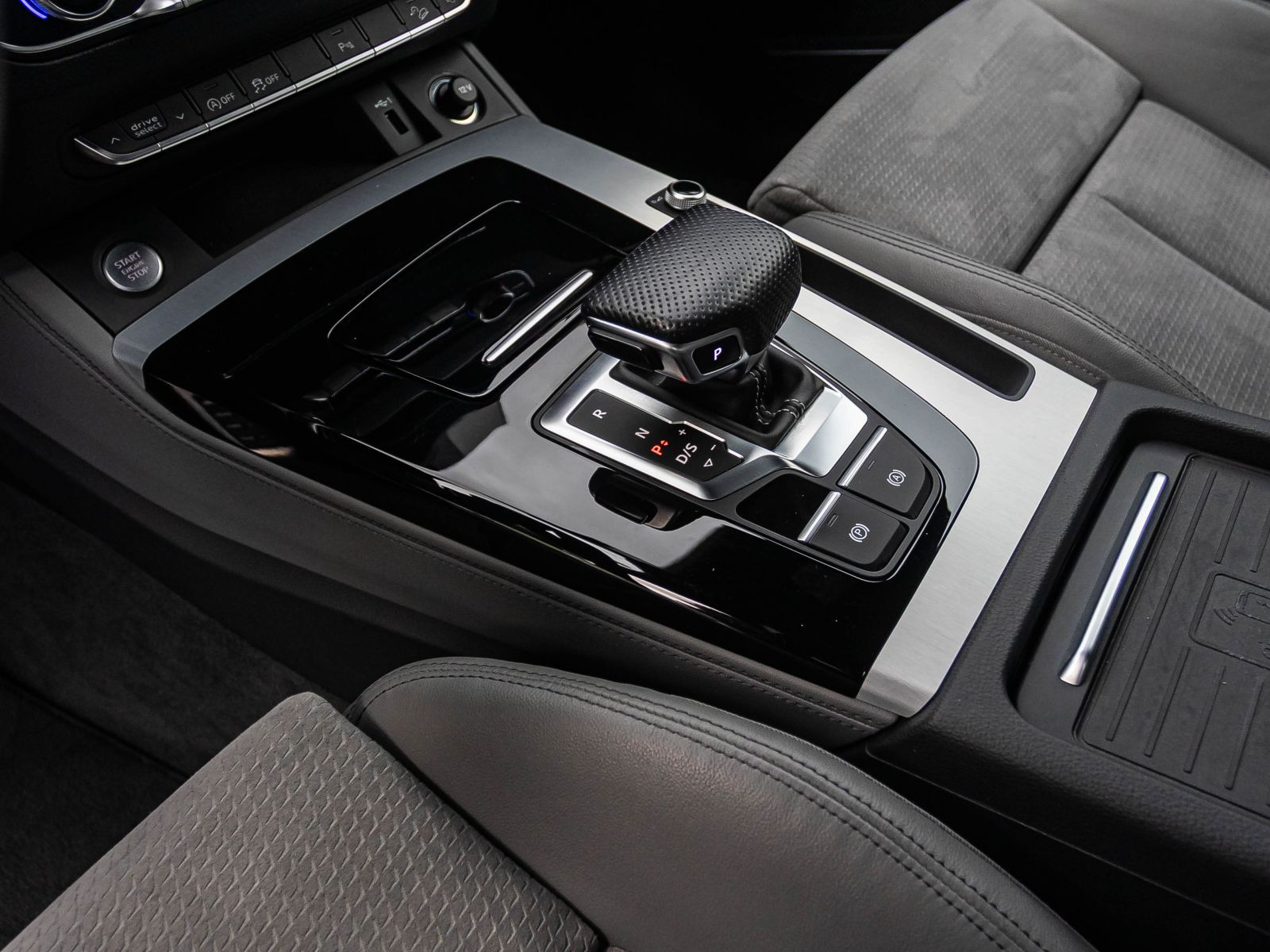 Audi Q5 S line 40TDI qu Stronic Navi LED Panorama ACC