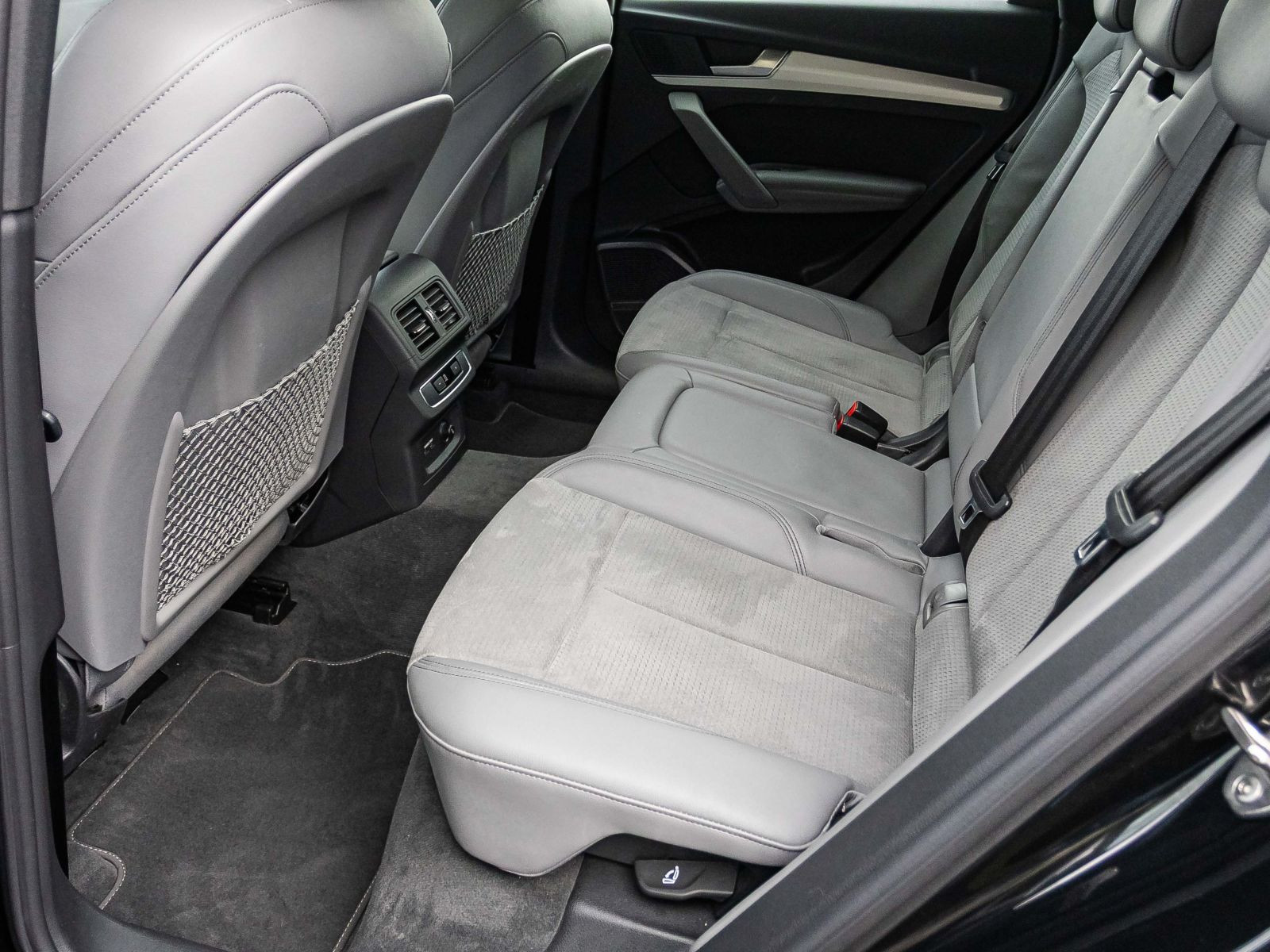 Audi Q5 S line 40TDI qu Stronic Navi LED Panorama ACC