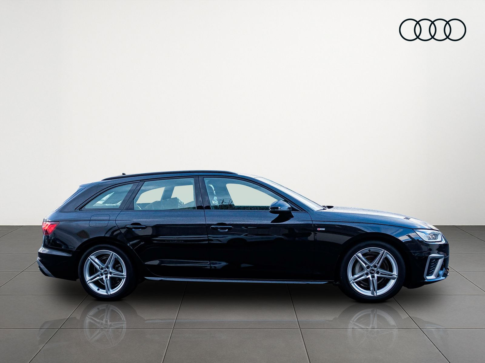 Audi A4 Avant S line 40TDI qu Stronic Navi LED ACC AHK
