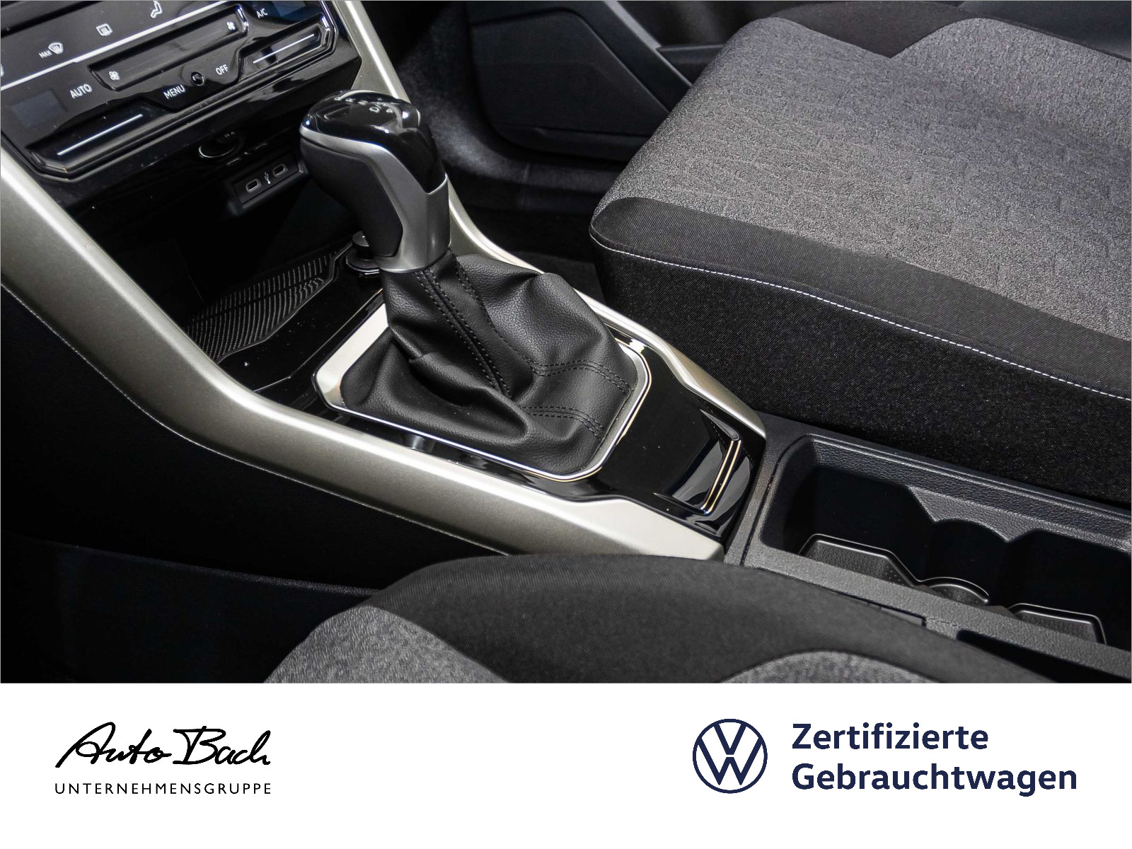 Volkswagen T-Roc 1.5 TSI MOVE DSG Navi LED CarPlay EPH DAB