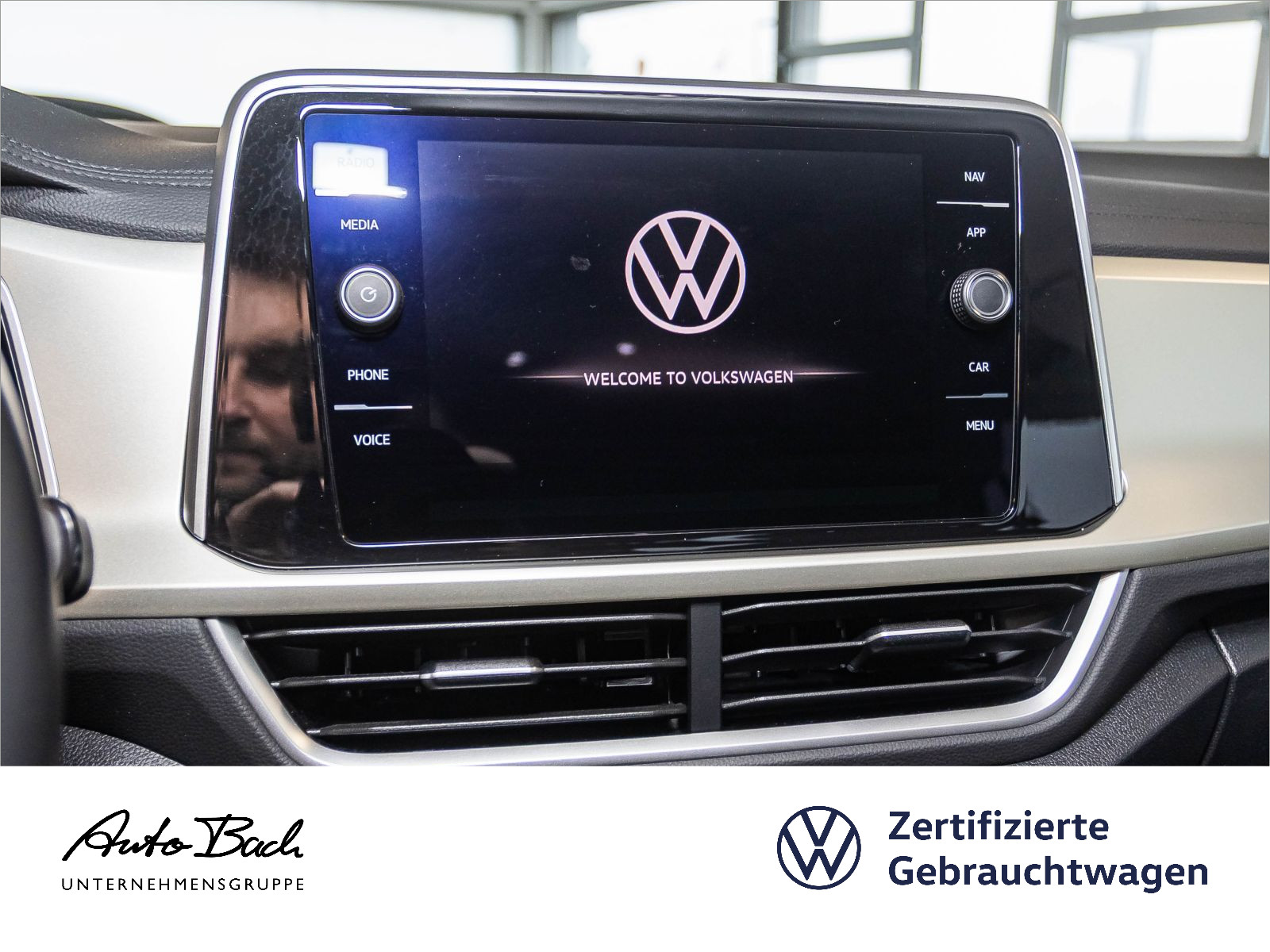 Volkswagen T-Roc 1.5 TSI MOVE DSG Navi LED CarPlay EPH DAB