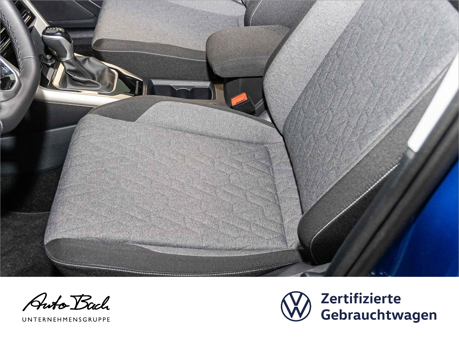 Volkswagen T-Roc 1.5 TSI MOVE DSG Navi LED CarPlay EPH DAB