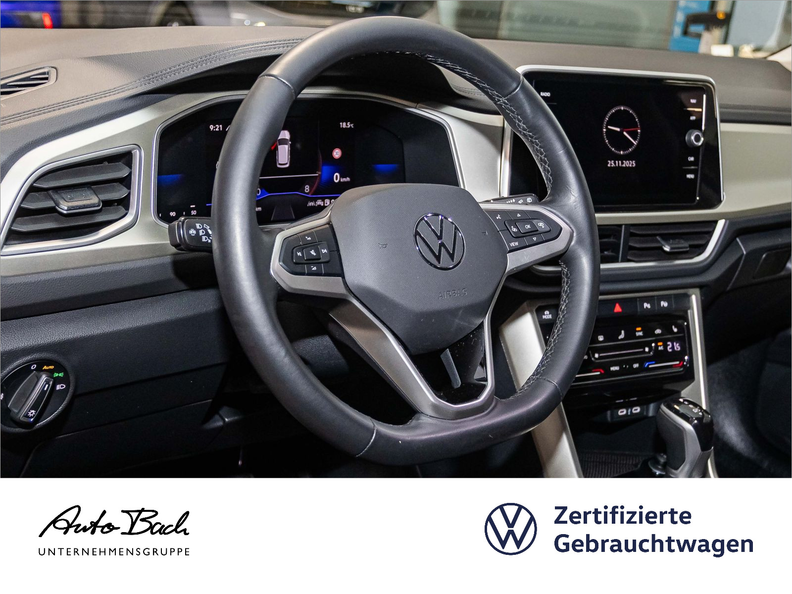 Volkswagen T-Roc 1.5 TSI MOVE DSG Navi LED CarPlay EPH AHK