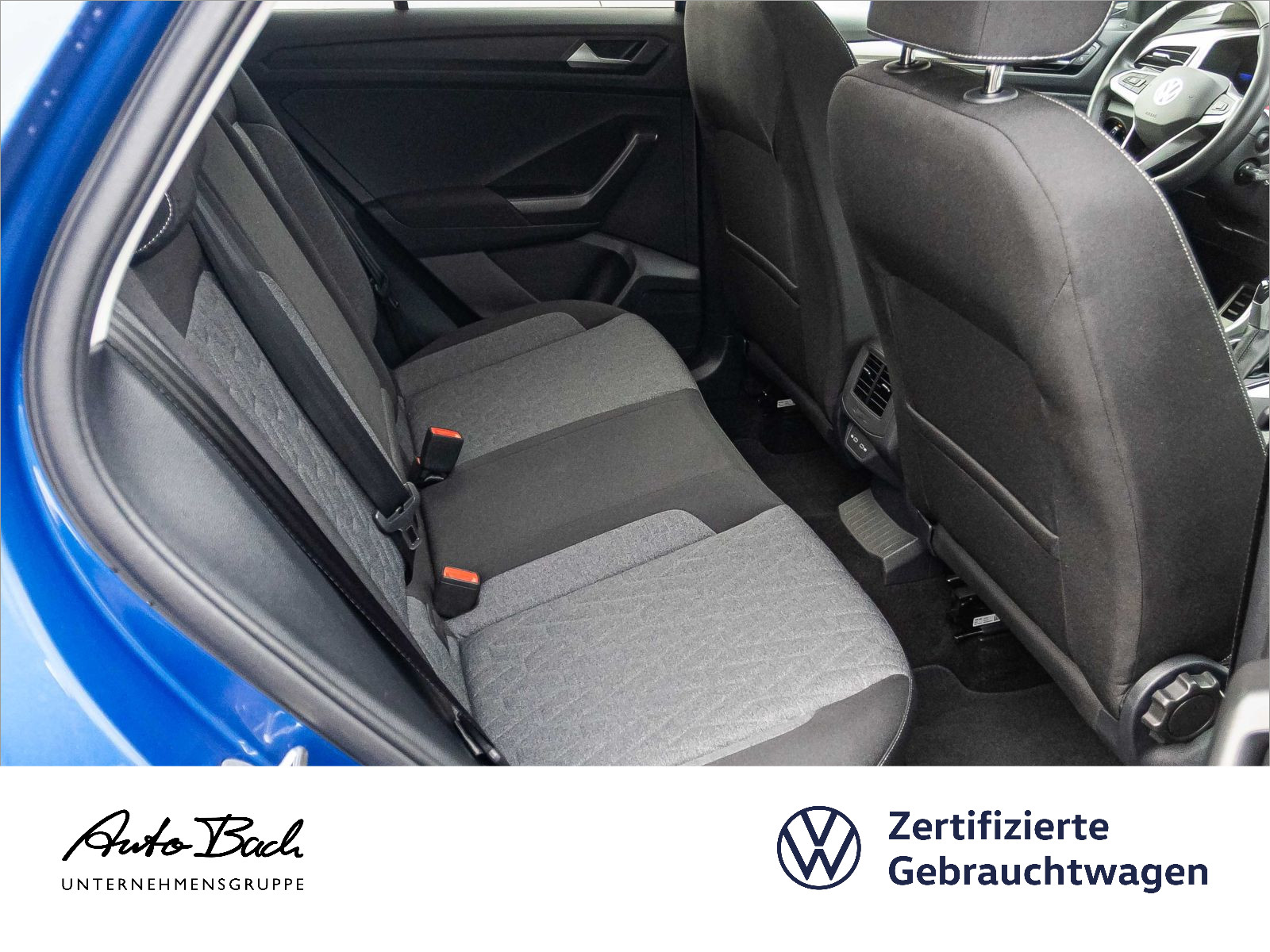 Volkswagen T-Roc 1.5 TSI MOVE DSG Navi LED CarPlay EPH DAB