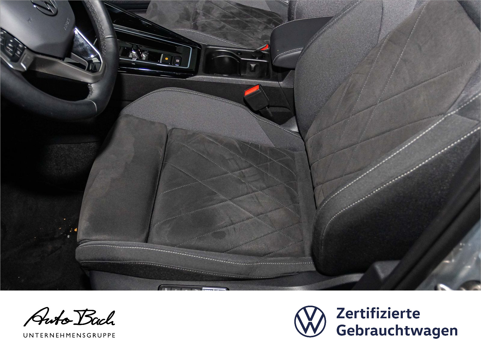 Volkswagen Golf VIII Variant 1.5 eTSI DSG Style, Navi, LED-Matrix, Rückfahrkamera, App-Connect