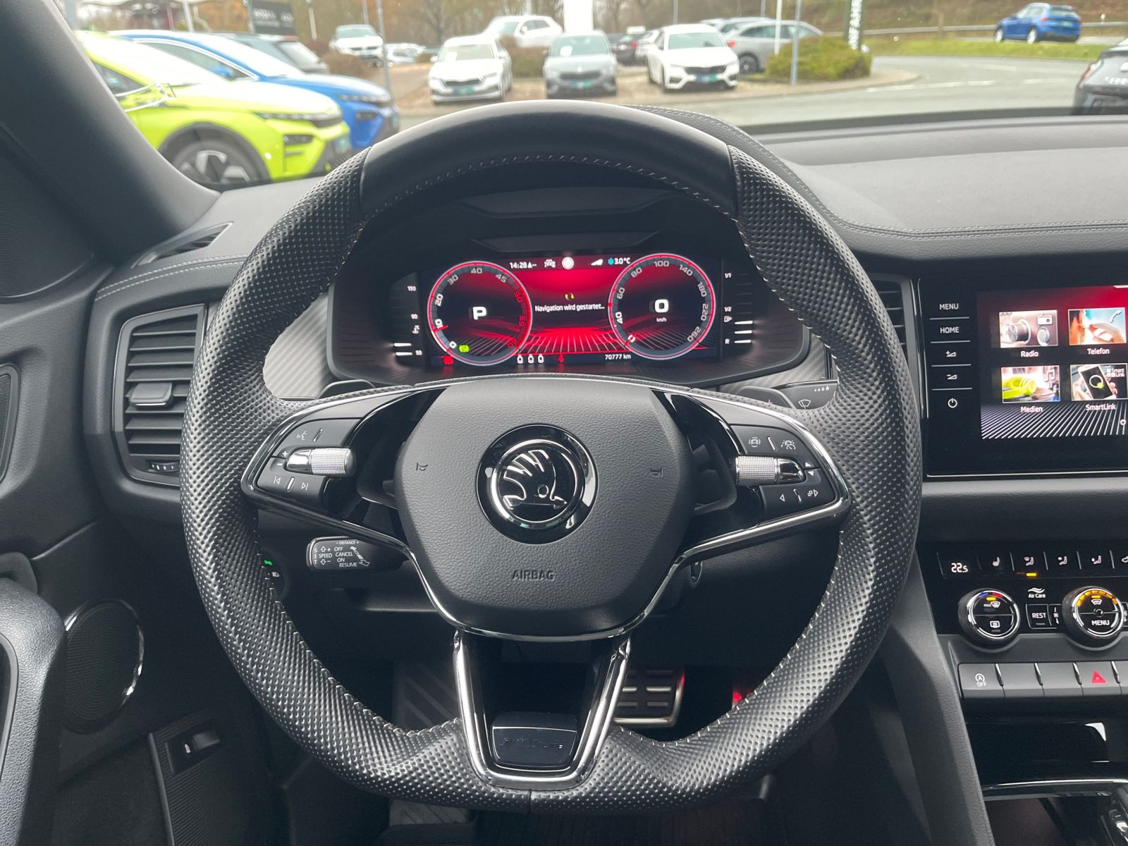 Skoda Kodiaq 2.0 TDI Sportline 4x4 DSG Navi LED DCC AHK