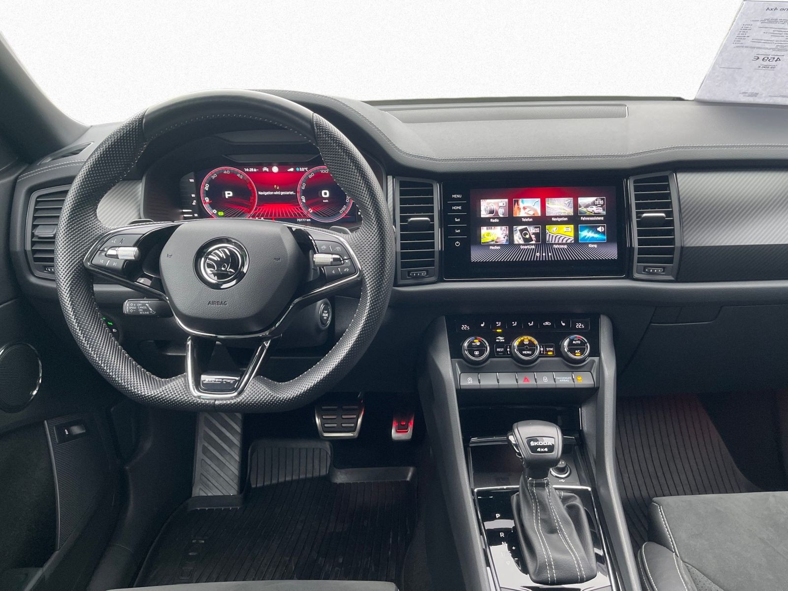 Skoda Kodiaq 2.0 TDI Sportline 4x4 DSG Navi LED DCC AHK