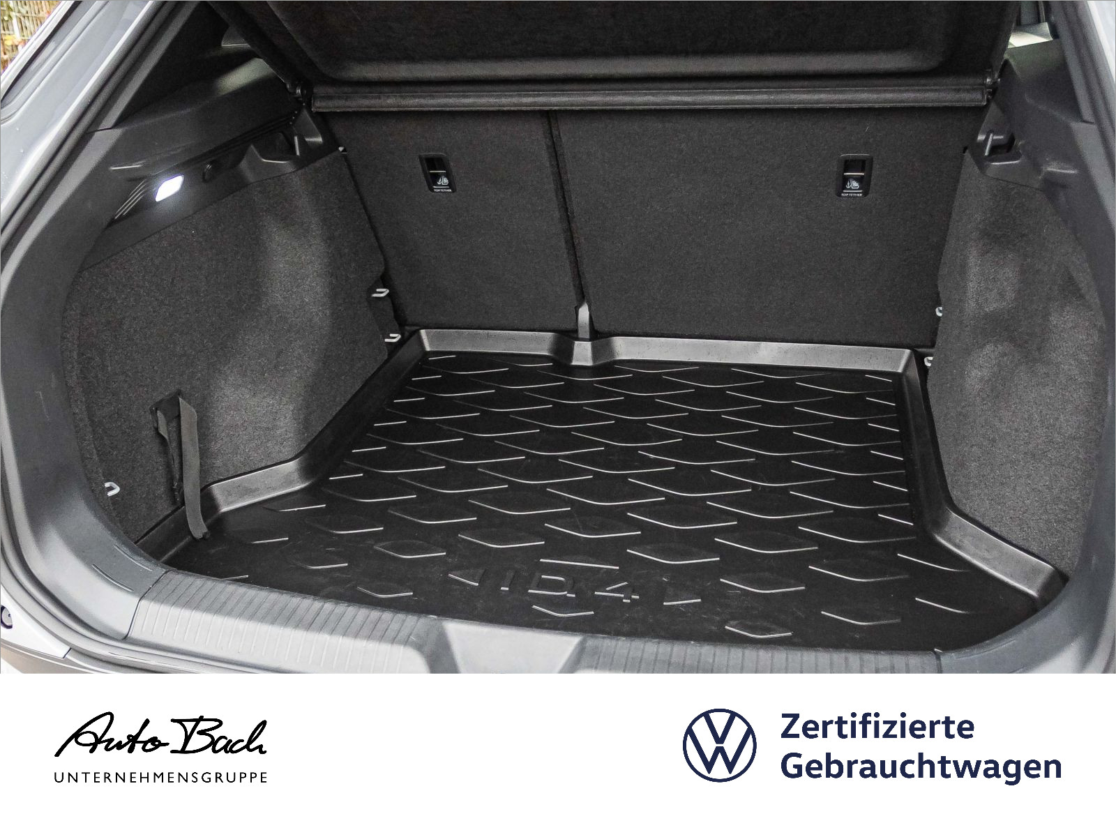 Volkswagen ID.4 Pure Performance Navi LED Standhzg Panorama