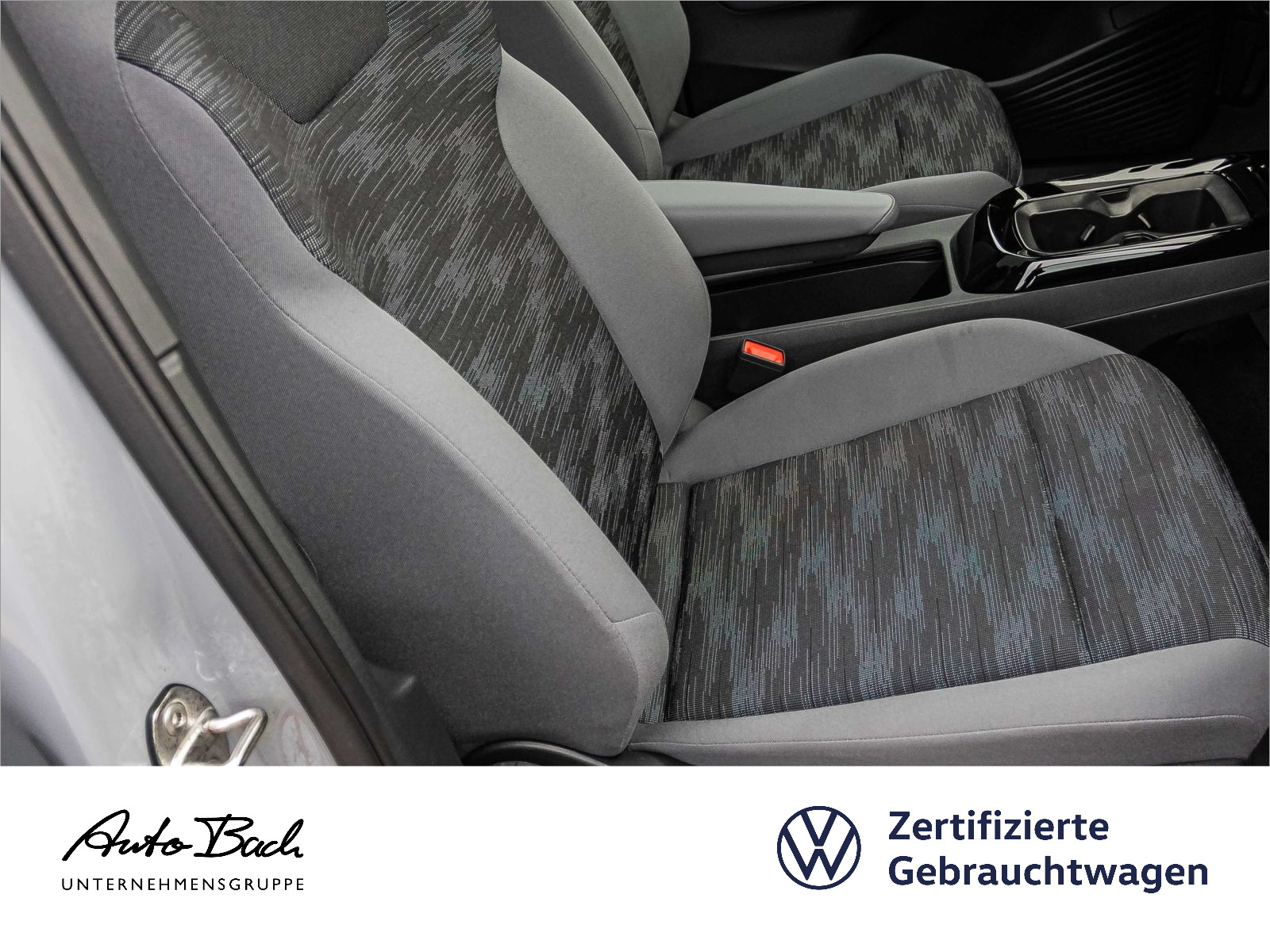 Volkswagen ID.4 Pure Performance Navi LED Standhzg Panorama