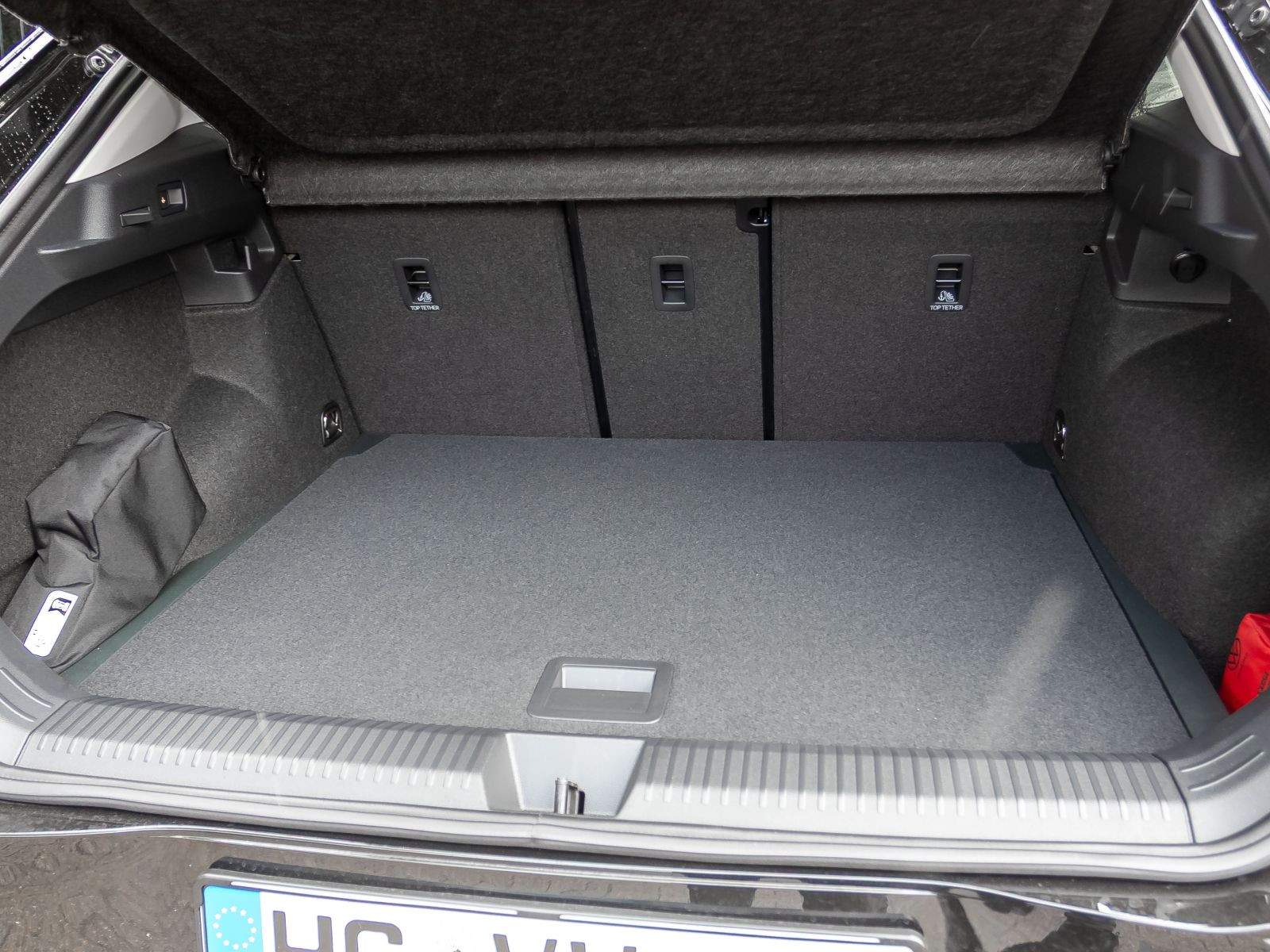 Volkswagen T-Roc 1.5 eTSI DSG Style, Navi, LED-Matrix, Area View inkl. Rückfahrkamera, App-Connect