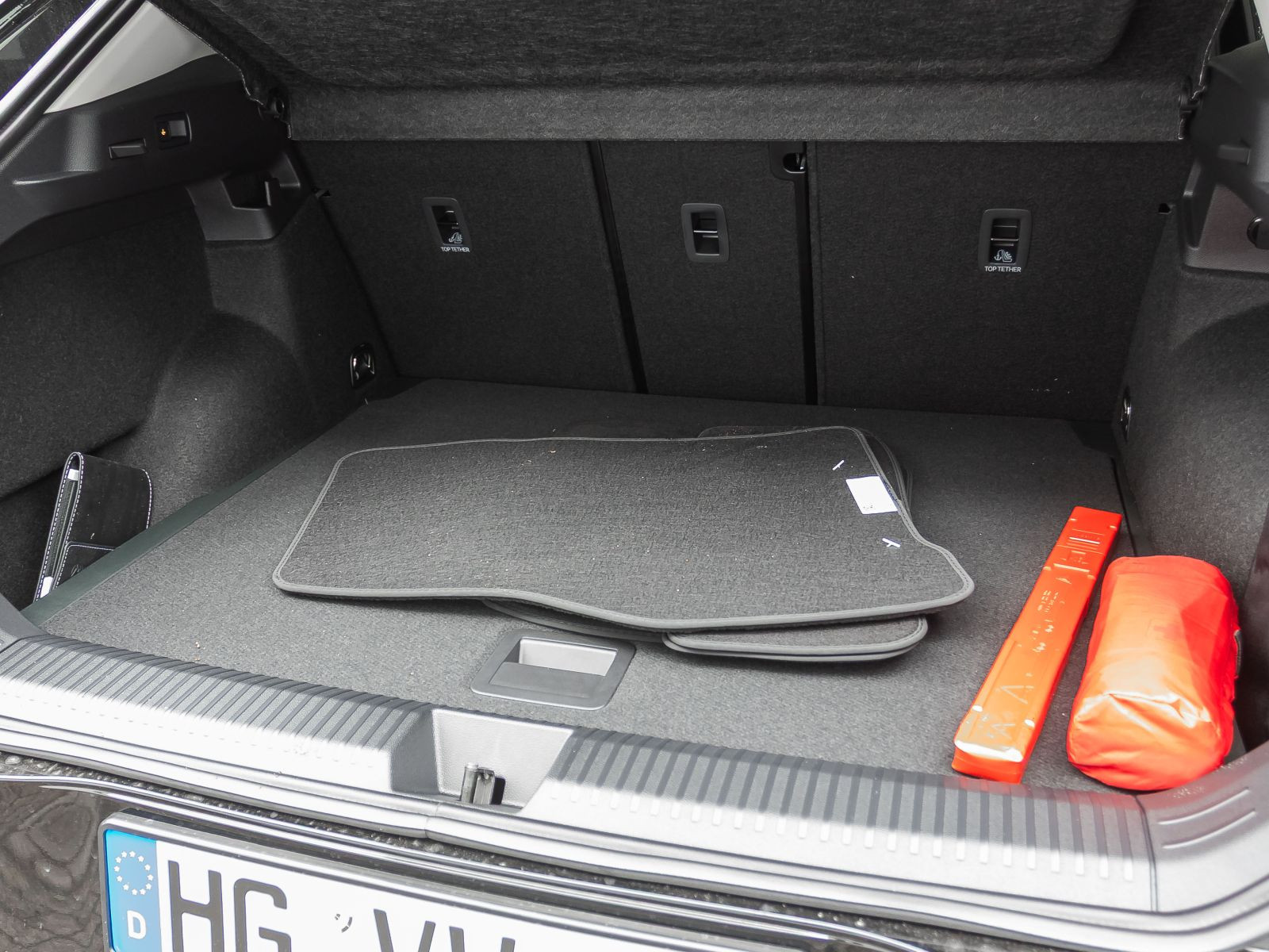 Volkswagen T-Roc 1.5 eTSI DSG Style, Navi, LED-Matrix, Rückfahrkamera, App-Connect