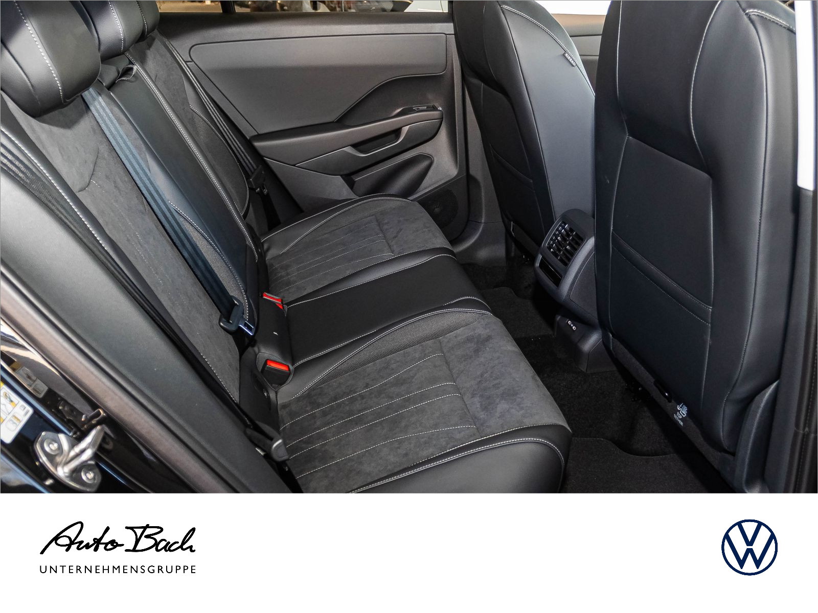 Volkswagen T-Roc Style 1.5 l eTSI OPF 110 kW (150 P S) 7-Gang-Doppelkupplungsgetriebe DSG