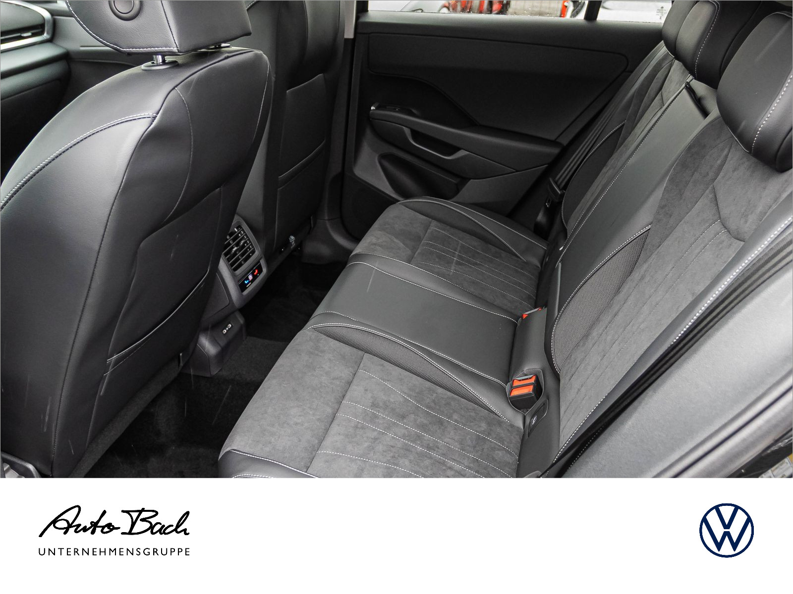 Volkswagen T-Roc Style 1.5 l eTSI OPF 110 kW (150 P S) 7-Gang-Doppelkupplungsgetriebe DSG