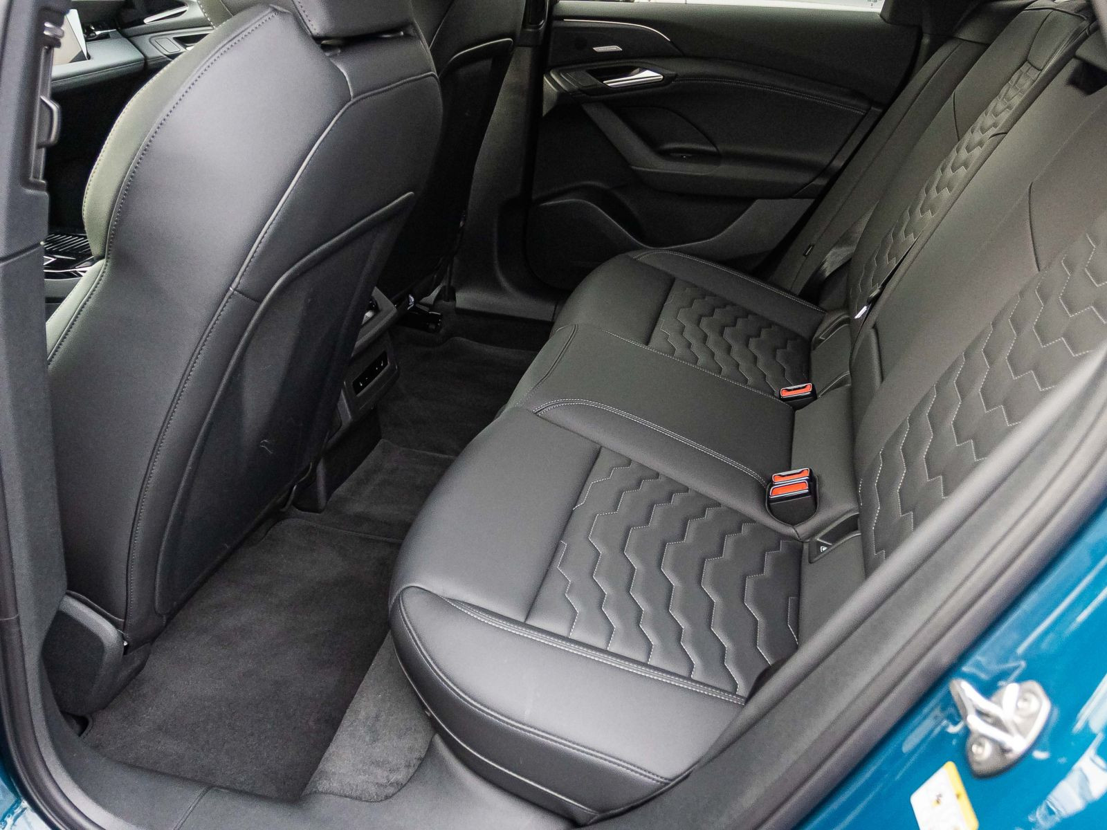 Audi A6 Sportback e-tron S line Navi LED HuD ACC AHK