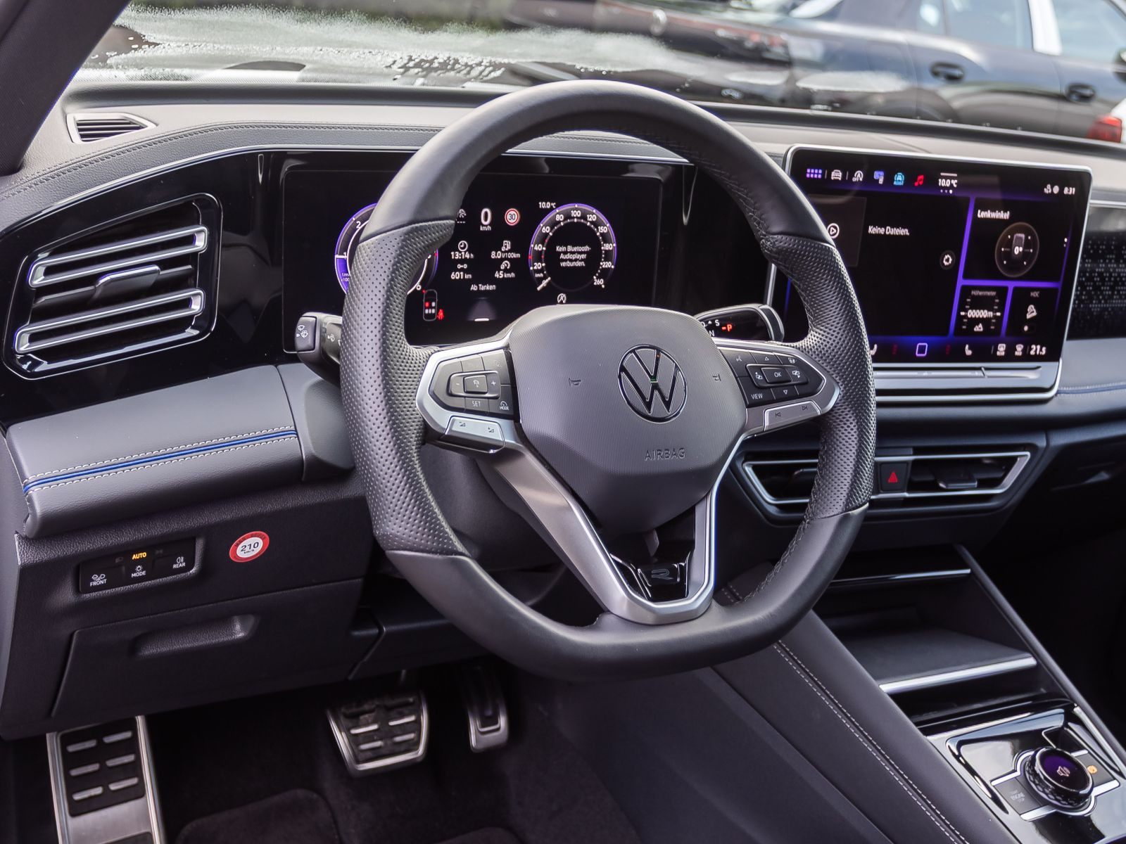Volkswagen Tiguan 2.0TDI R-Line 4M DSG Navi LED Standhzg AHK