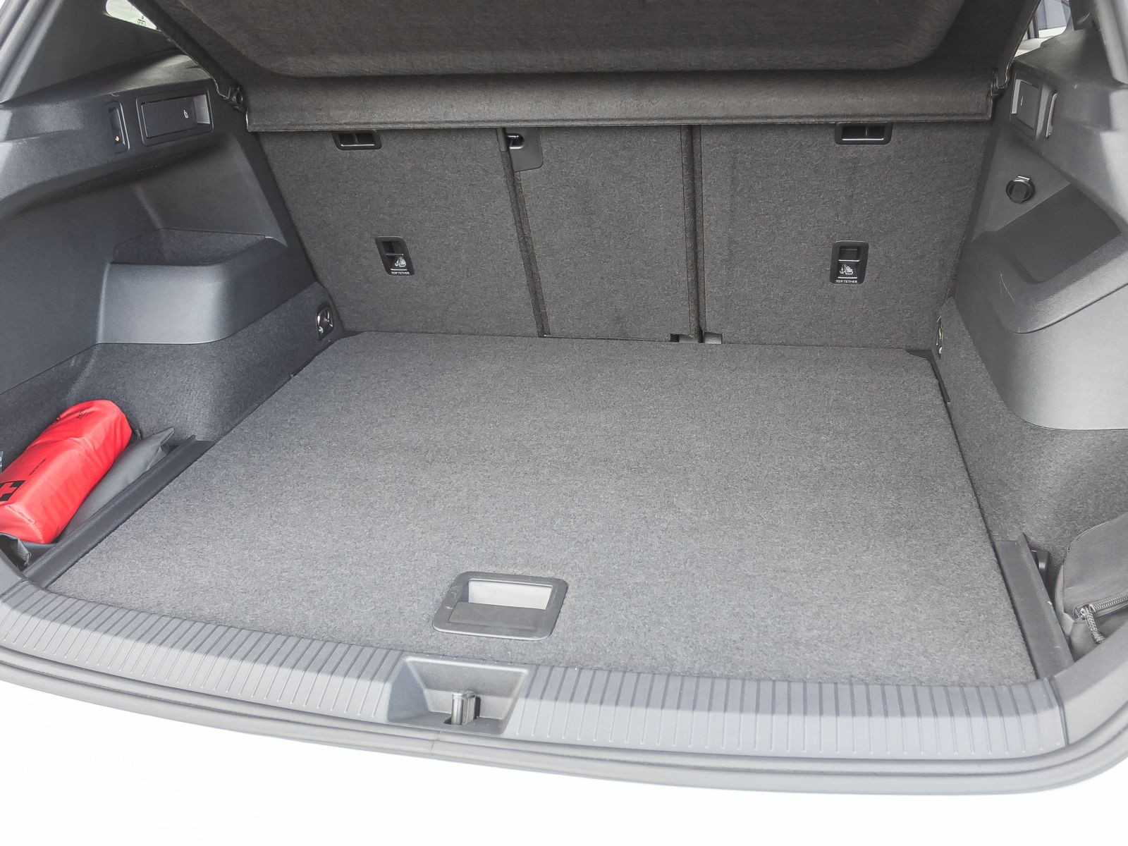 Volkswagen Tiguan 2.0TDI R-Line 4M DSG Navi LED Standhzg AHK