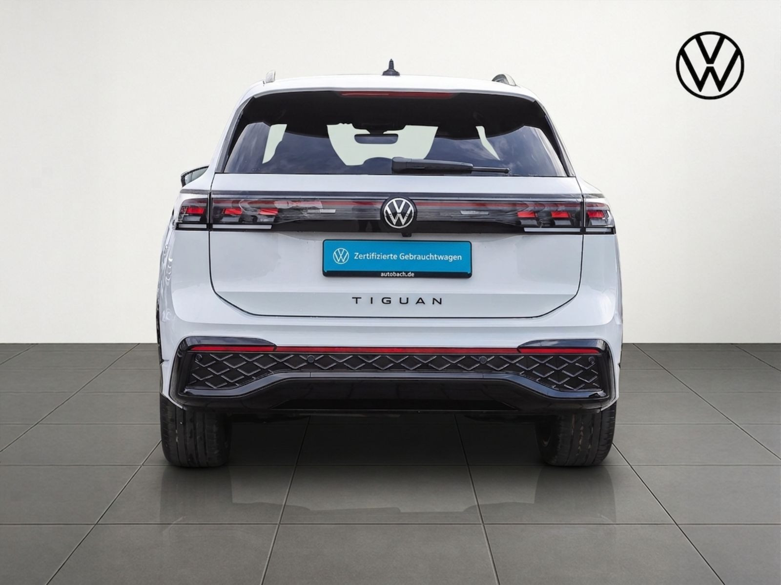 Volkswagen Tiguan 2.0TDI R-Line 4M DSG Navi LED Standhzg AHK