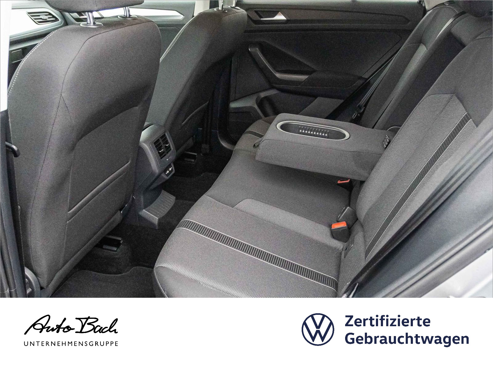 Volkswagen T-Roc 1.5 TSI Life Navi LED ACC EPH CarPlay DAB