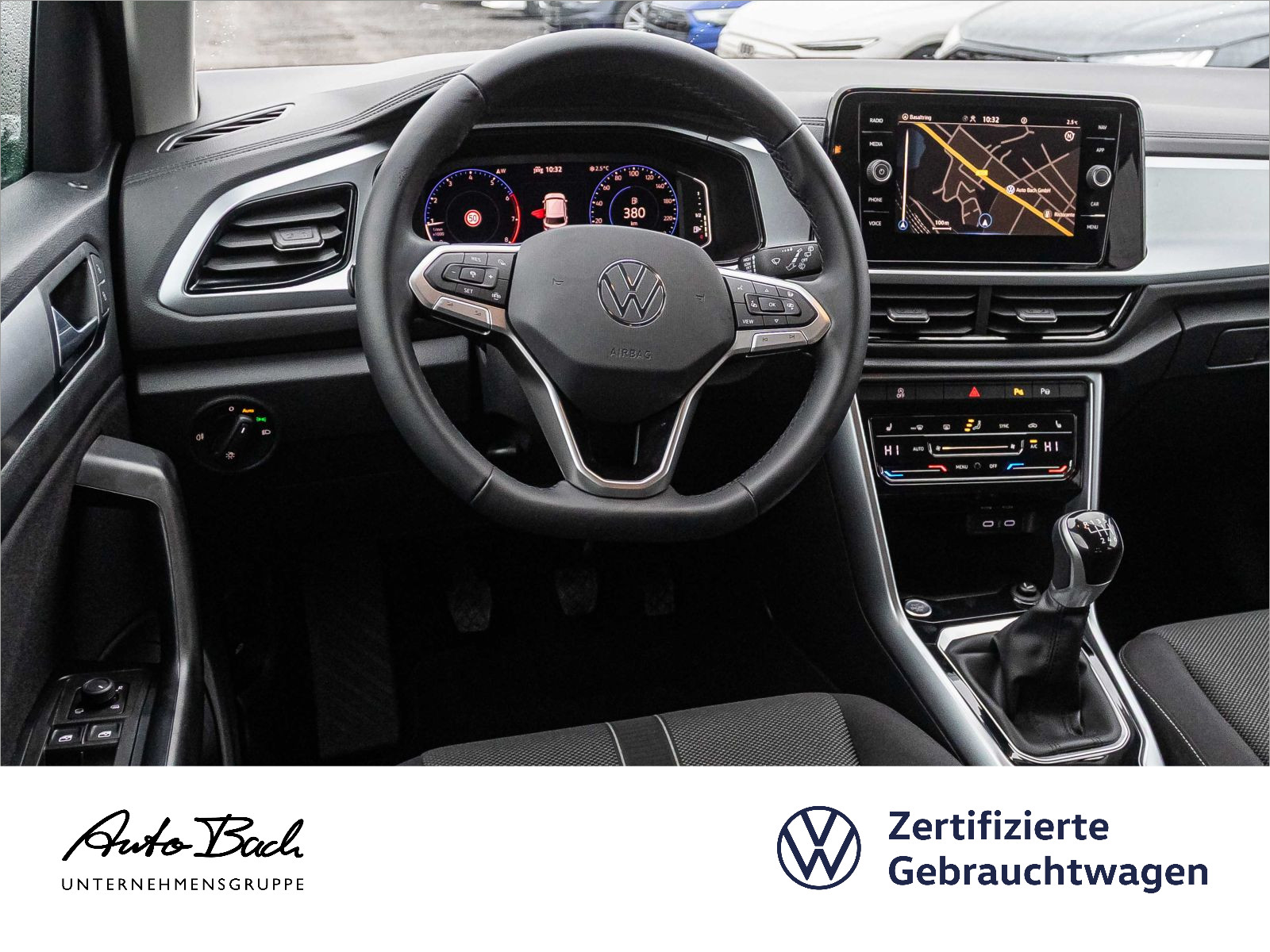 Volkswagen T-Roc 1.5 TSI Life Navi LED ACC EPH CarPlay DAB