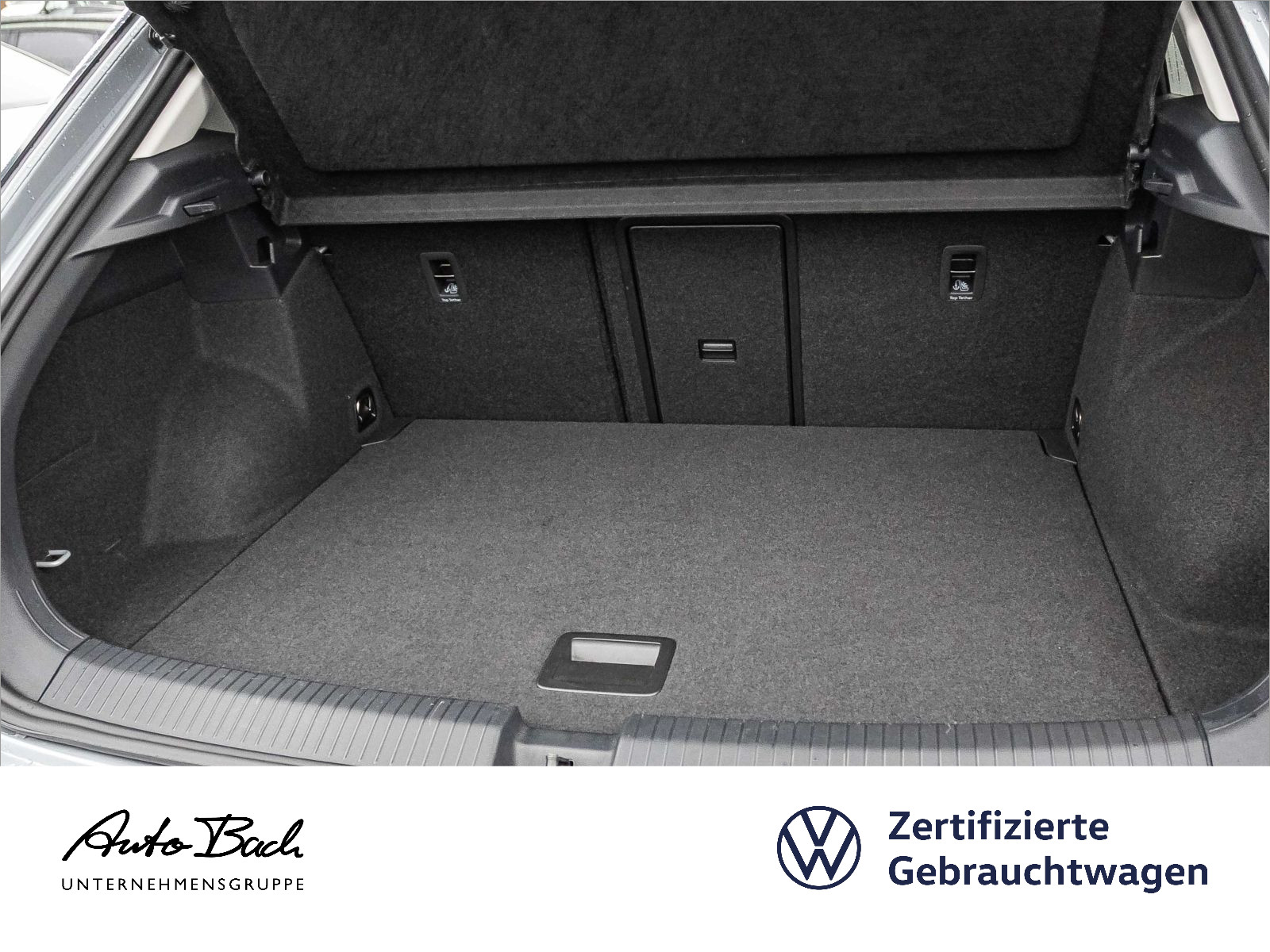 Volkswagen T-Roc 1.5 TSI Life Navi LED ACC EPH CarPlay DAB