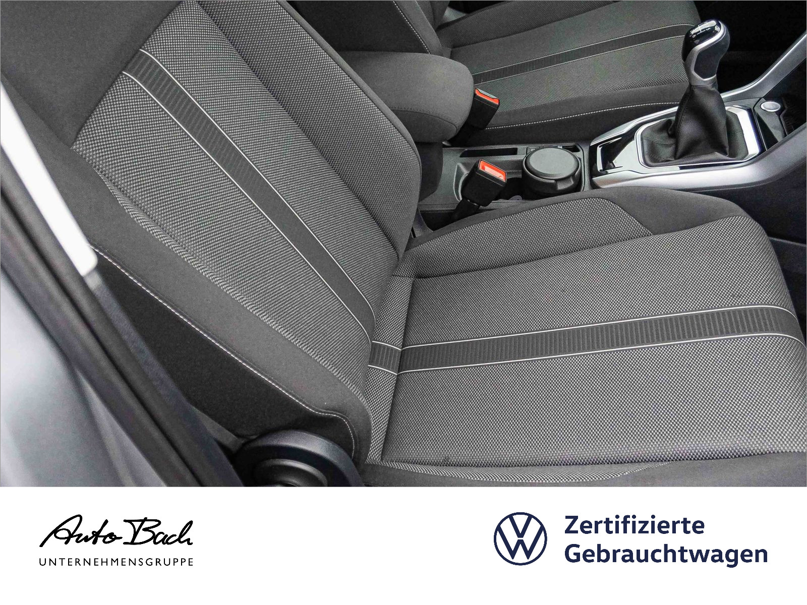 Volkswagen T-Roc 1.5 TSI Life Navi LED ACC EPH CarPlay DAB