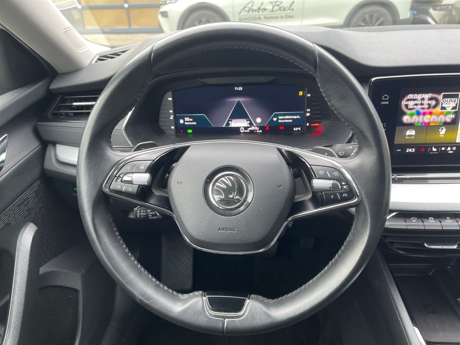 Skoda Octavia Combi Tour 2.0TDI DSG Navi LED EPH GRA