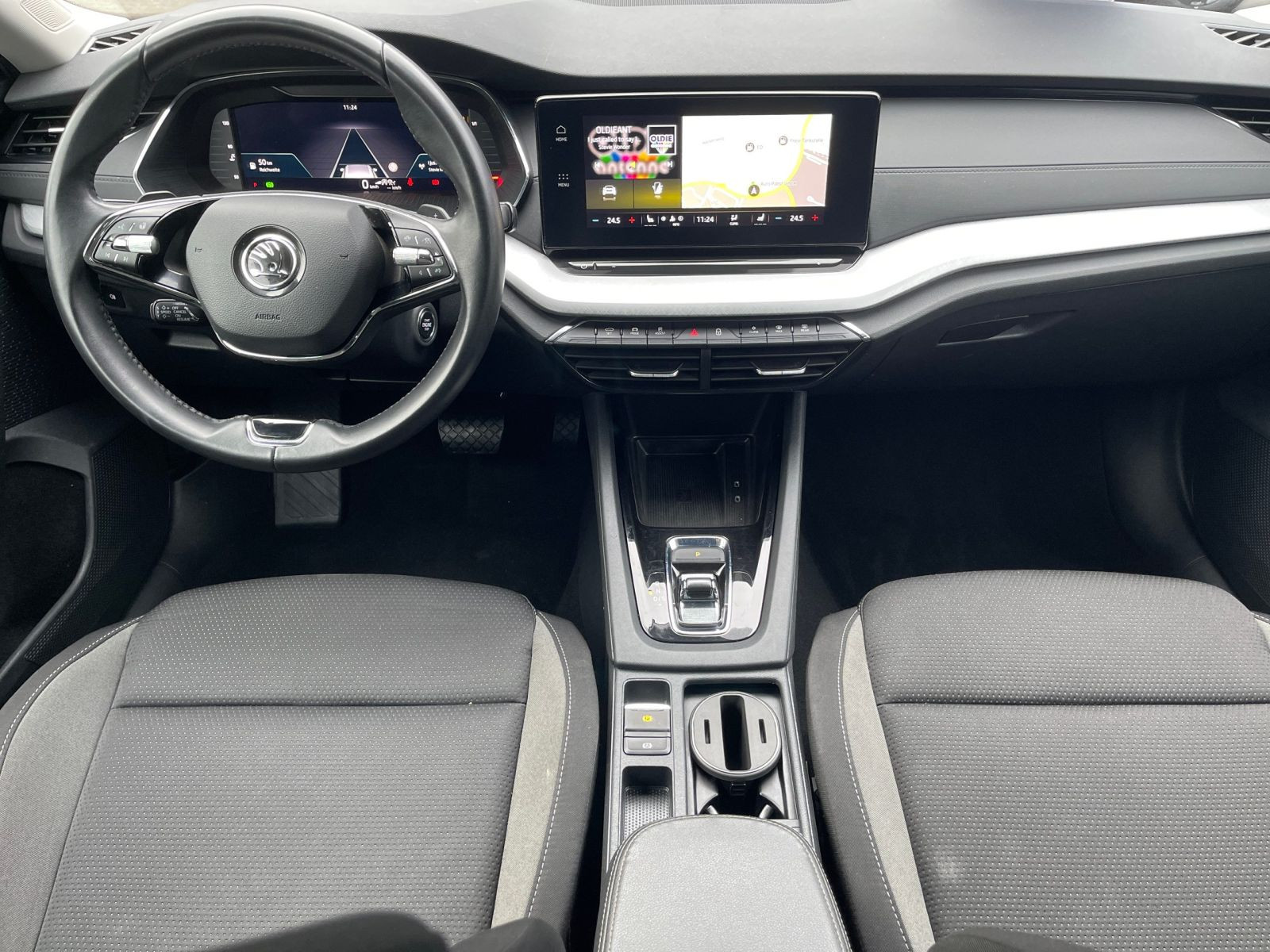 Skoda Octavia Combi Tour 2.0TDI DSG Navi LED EPH GRA