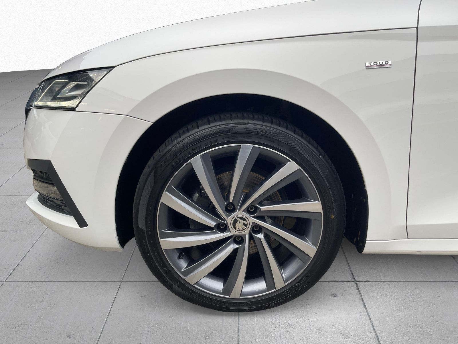 Skoda Octavia Combi Tour 2.0TDI DSG Navi LED EPH GRA