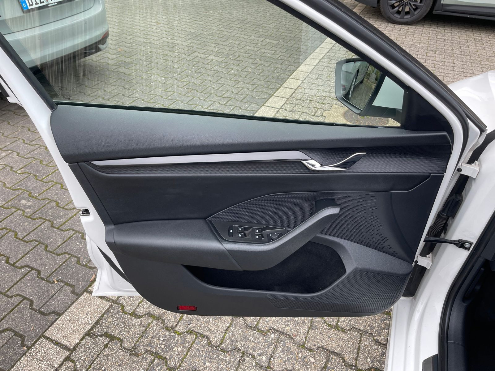 Skoda Octavia Combi Tour 2.0TDI DSG Navi LED EPH GRA