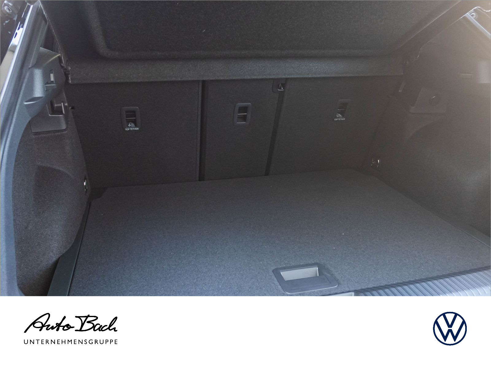 Volkswagen T-Roc R-Line 1.5 l eTSI OPF 110 kW (150 PS) 7-Gang-Doppelkupplungsgetriebe DSG