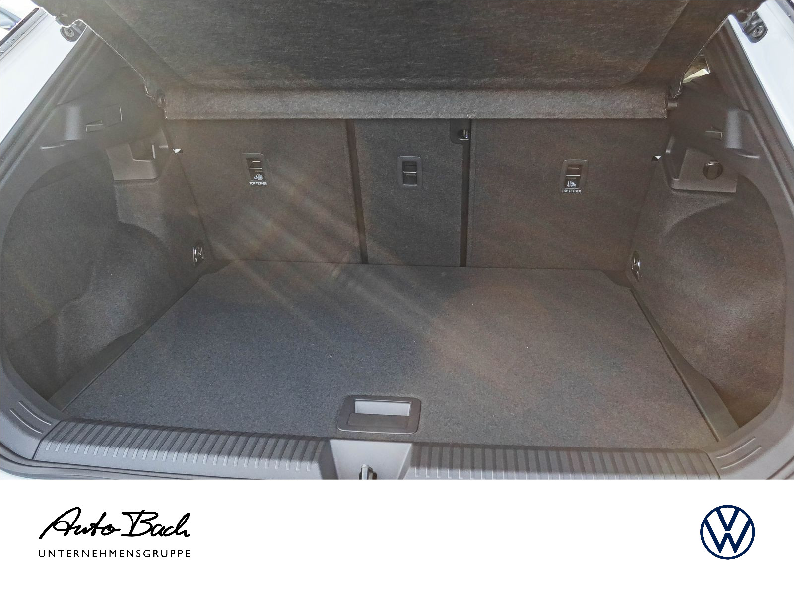 Volkswagen T-Roc R-Line 1.5 l eTSI OPF 110 kW (150 PS) 7-Gang-Doppelkupplungsgetriebe DSG