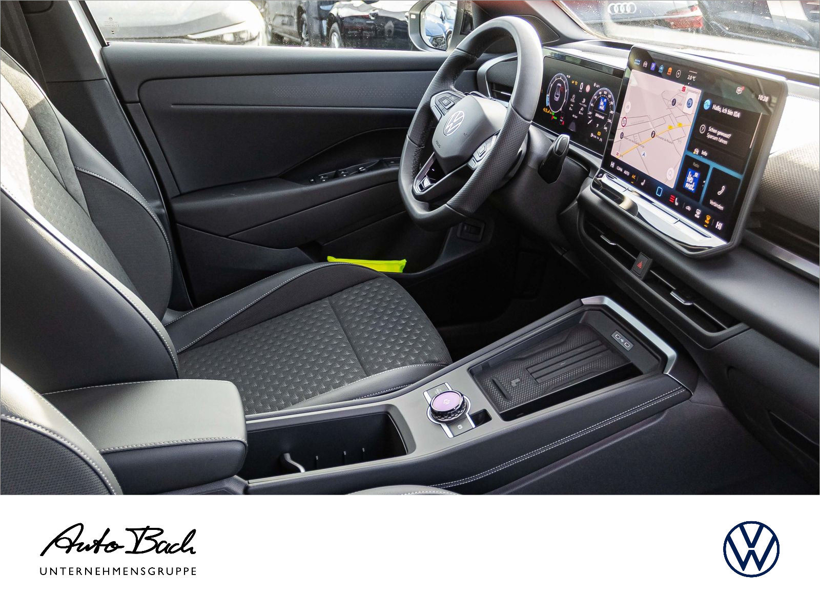 Volkswagen T-Roc R-Line 1.5 l eTSI OPF 110 kW (150 PS) 7-Gang-Doppelkupplungsgetriebe DSG