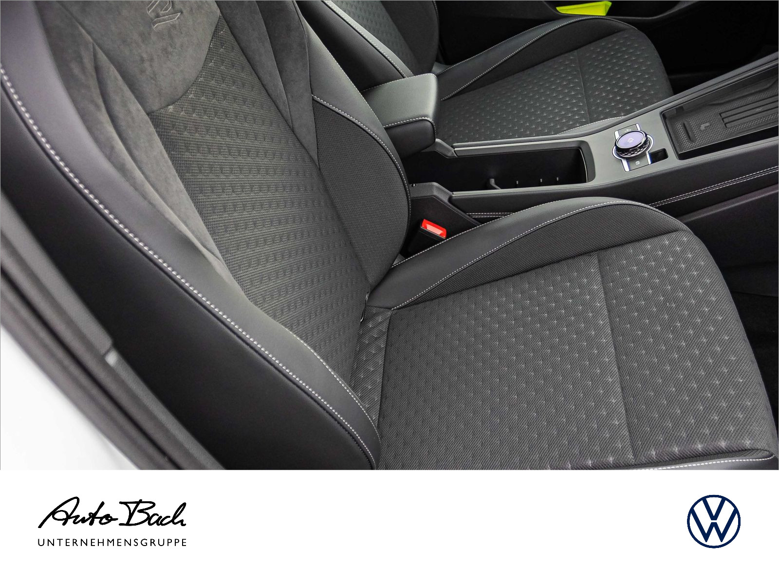 Volkswagen T-Roc R-Line 1.5 l eTSI OPF 110 kW (150 PS) 7-Gang-Doppelkupplungsgetriebe DSG