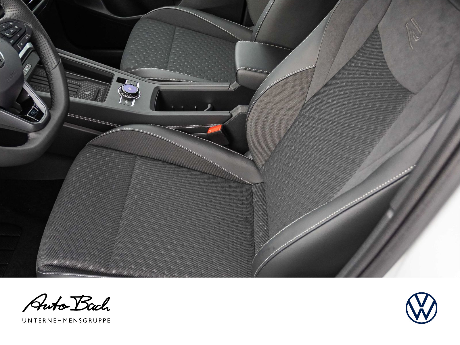 Volkswagen T-Roc R-Line 1.5 l eTSI OPF 110 kW (150 PS) 7-Gang-Doppelkupplungsgetriebe DSG