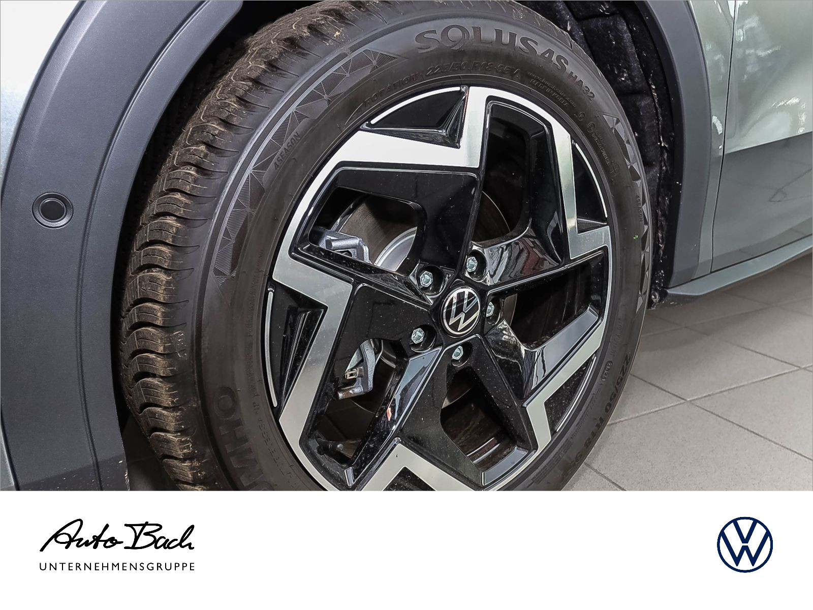 Volkswagen T-Roc R-Line 1.5 l eTSI OPF 110 kW (150 PS) 7-Gang-Doppelkupplungsgetriebe DSG