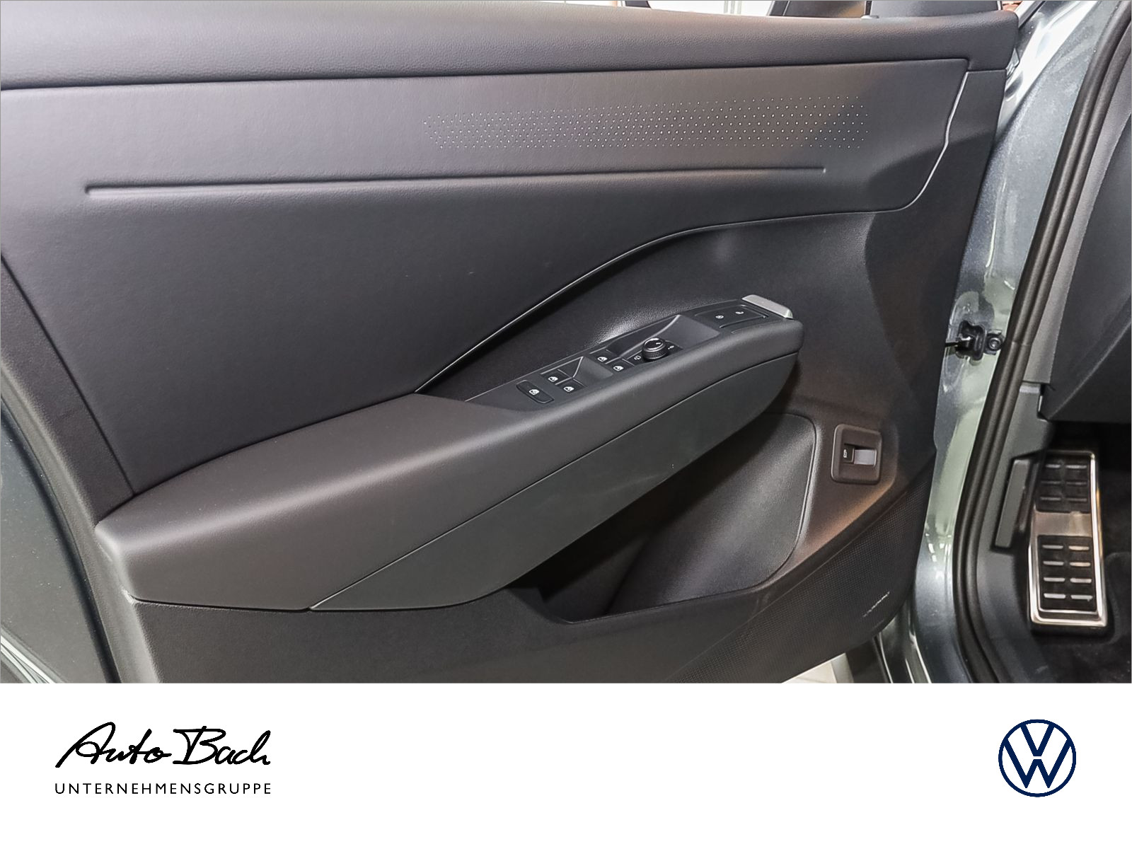 Volkswagen T-Roc R-Line 1.5 l eTSI OPF 110 kW (150 PS) 7-Gang-Doppelkupplungsgetriebe DSG