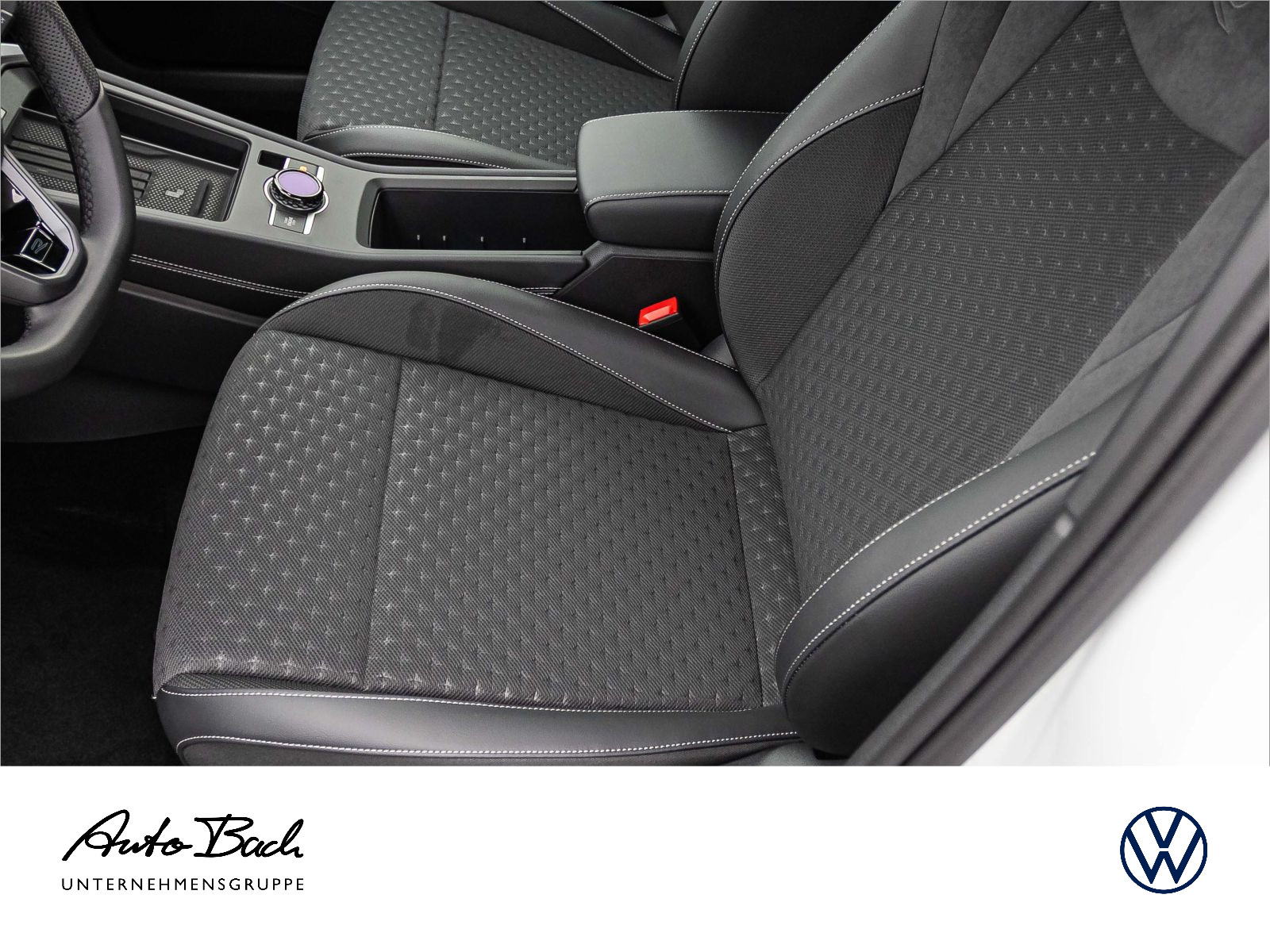 Volkswagen T-Roc R-Line 1.5 l eTSI OPF 110 kW (150 PS) 7-Gang-Doppelkupplungsgetriebe DSG