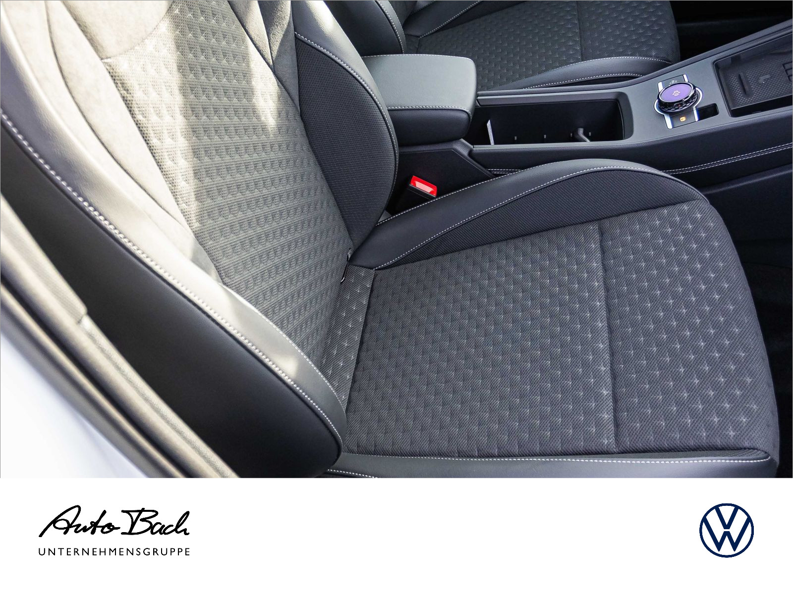 Volkswagen T-Roc R-Line 1.5 l eTSI OPF 110 kW (150 PS) 7-Gang-Doppelkupplungsgetriebe DSG