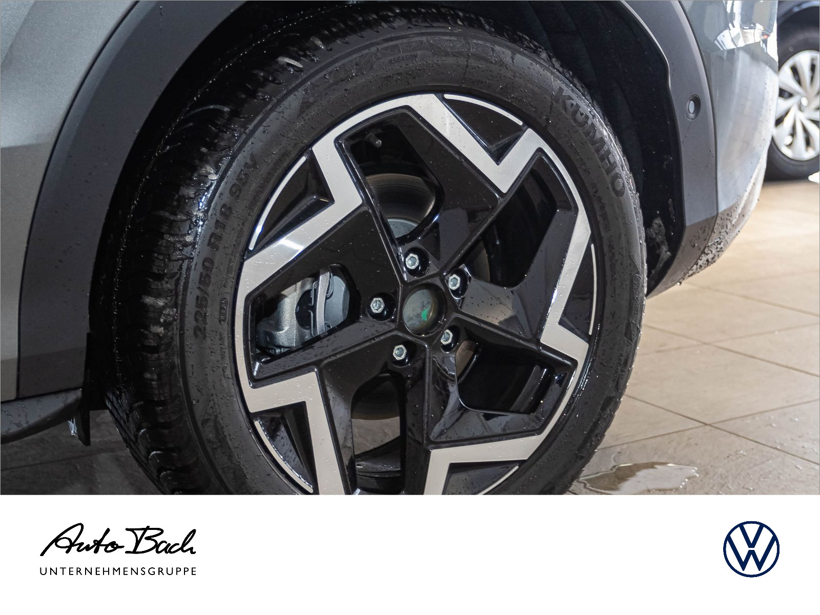 Volkswagen T-Roc R-Line 1.5 l eTSI OPF 110 kW (150 PS) 7-Gang-Doppelkupplungsgetriebe DSG